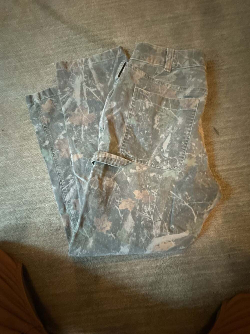 Abercrombie & Fitch Athletic Loose Camo Carpenter Pants 30x32 - Picture 3 of 3
